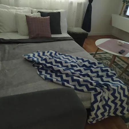 Lägenhet Apartman Stupine Metropola *